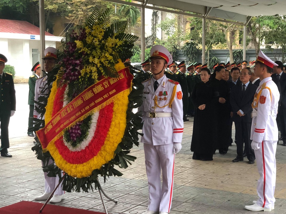 Lãnh đạo Đảng, Nhà nước tiễn biệt Trung tướng Đồng Sỹ Nguyên - 8 Lãnh đạo Đảng, Nhà nước tiễn biệt Trung tướng Đồng Sỹ Nguyên - 8