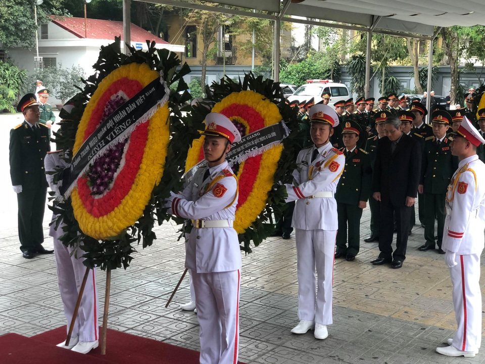 Lãnh đạo Đảng, Nhà nước tiễn biệt Trung tướng Đồng Sỹ Nguyên - 17 Lãnh đạo Đảng, Nhà nước tiễn biệt Trung tướng Đồng Sỹ Nguyên - 17