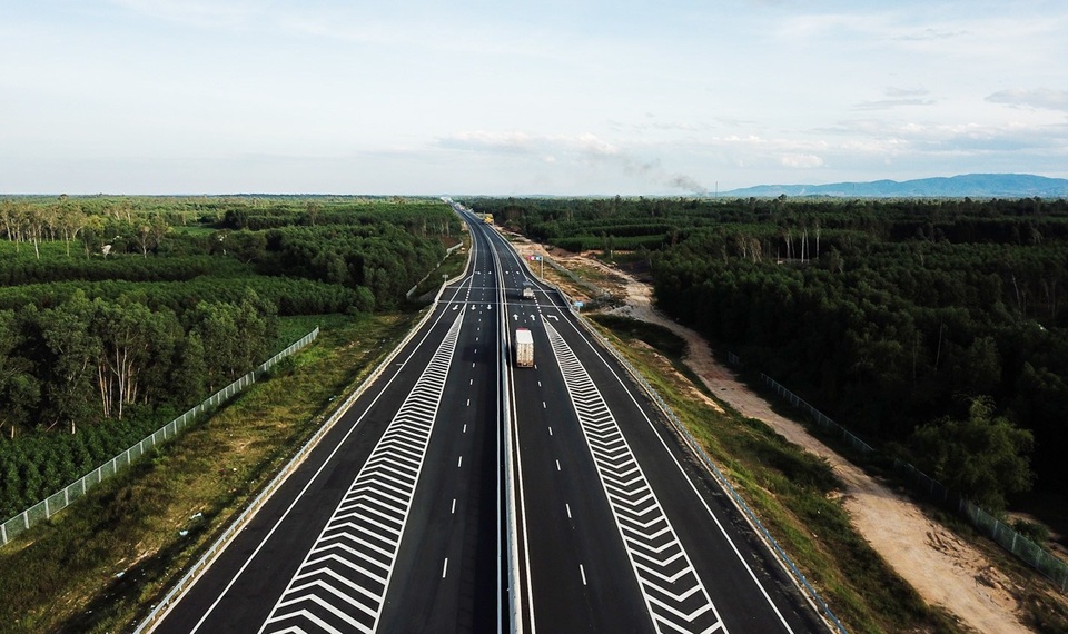 Đề xuất chỉ nên áp dụng phương thức BOT với dự án trên 1.200 tỷ đồng - 1 Đề xuất chỉ nên áp dụng phương thức BOT với dự án trên 1.200 tỷ đồng - 1