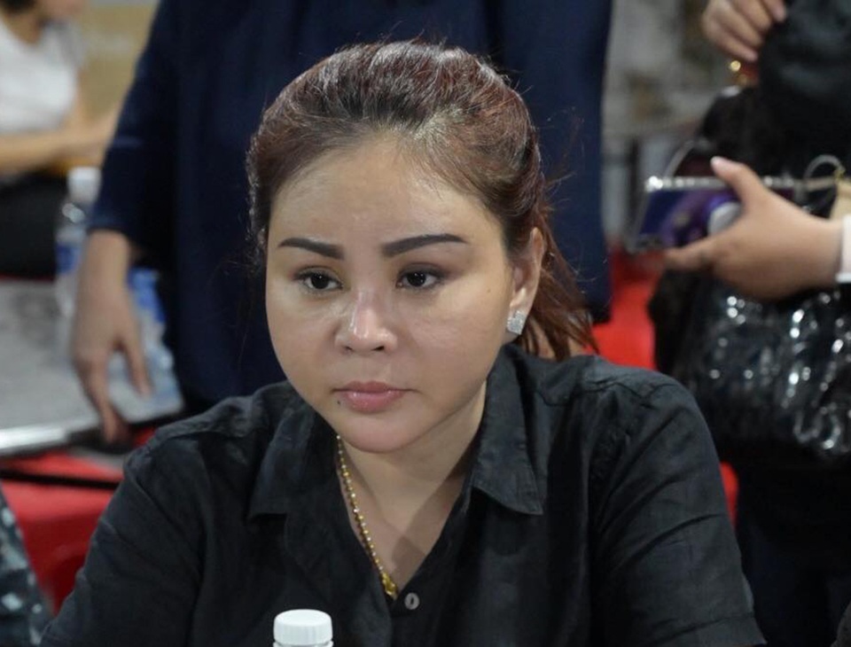 Nghệ sĩ nghẹn ngào tiễn biệt diễn viên hài Anh Vũ - 18 Nghệ sĩ nghẹn ngào tiễn biệt diễn viên hài Anh Vũ - 18