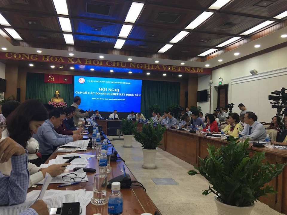 Mẹ Cường Đô La: Không vì cổ đông, 3.000 nhân viên thì tôi đã tự tử - 1 Mẹ Cường Đô La: Không vì cổ đông, 3.000 nhân viên thì tôi đã tự tử - 1