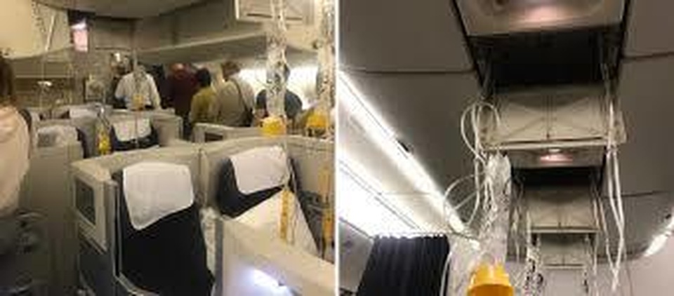 Hành khách hoảng loạn vì phi công… ấn nhầm nút - 1