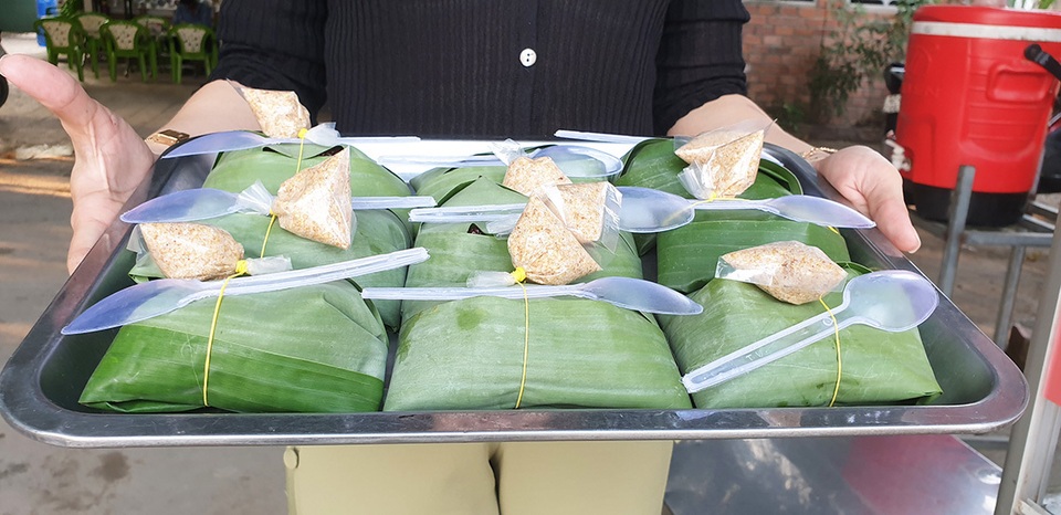 Long An: Nghĩa tình tủ bánh mì ai cần thì lấy - 3