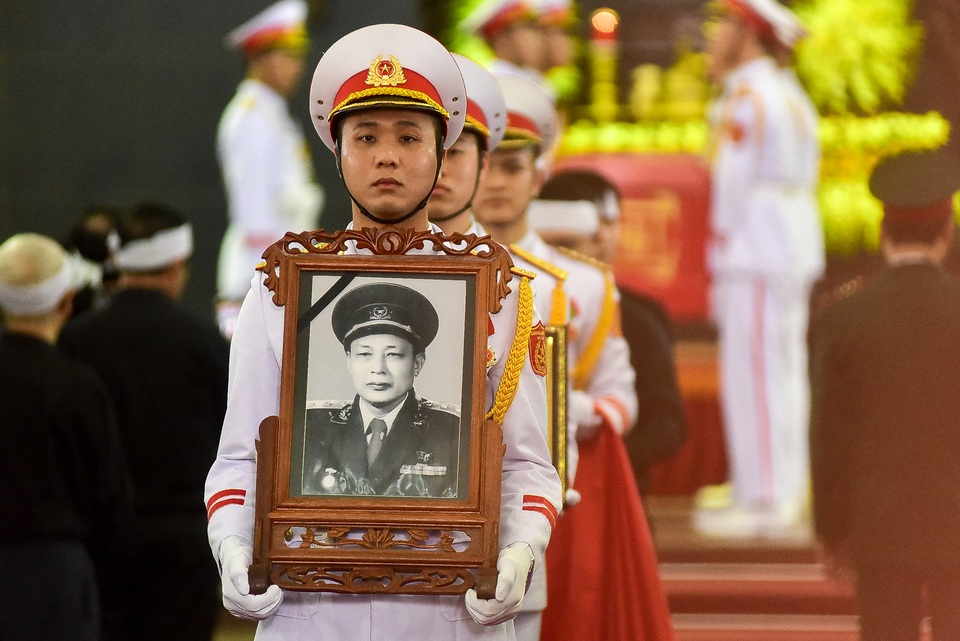 Hình ảnh Lễ truy điệu Trung tướng Đồng Sỹ Nguyên - 13 Hình ảnh Lễ truy điệu Trung tướng Đồng Sỹ Nguyên - 13