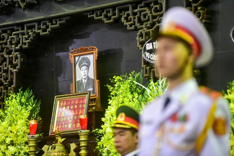Hình ảnh Lễ truy điệu Trung tướng Đồng Sỹ Nguyên - 10 Hình ảnh Lễ truy điệu Trung tướng Đồng Sỹ Nguyên - 10