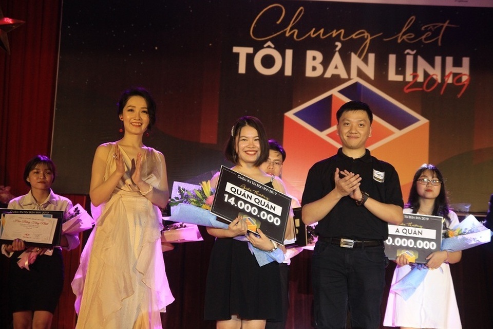 Nữ sinh ĐH Ngoại ngữ thắng cuộc thi hùng biện Tôi bản lĩnh - 2 Nữ sinh ĐH Ngoại ngữ thắng cuộc thi hùng biện Tôi bản lĩnh - 2