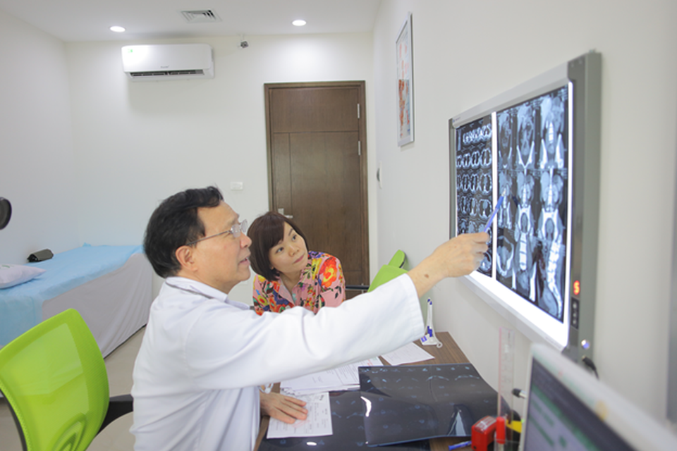 Chuyện lạ đời: Thèm đi khám, khám xong muốn “ở lại chơi”! - 3 Chuyện lạ đời: Thèm đi khám, khám xong muốn “ở lại chơi”! - 3