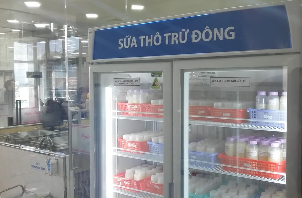 Trẻ phải trả phí khi sử dụng ngân hàng sữa mẹ - 3 Trẻ phải trả phí khi sử dụng ngân hàng sữa mẹ - 3