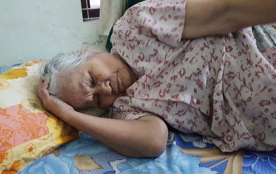 Huế: Đền bù cho các hộ dân bị nghiêng, nứt, sập nhà sau phản ánh của Báo Dân trí! - 5 Huế: Đền bù cho các hộ dân bị nghiêng, nứt, sập nhà sau phản ánh của Báo Dân trí! - 5
