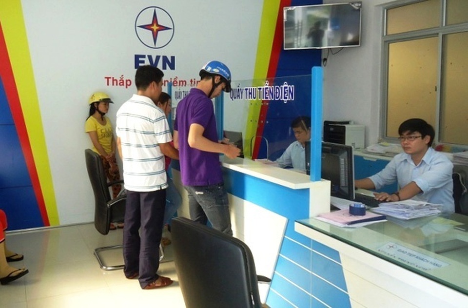 Tiền điện của người dân TPHCM sẽ đạt “đỉnh” trong mùa nắng nóng - 1 Tiền điện của người dân TPHCM sẽ đạt “đỉnh” trong mùa nắng nóng - 1
