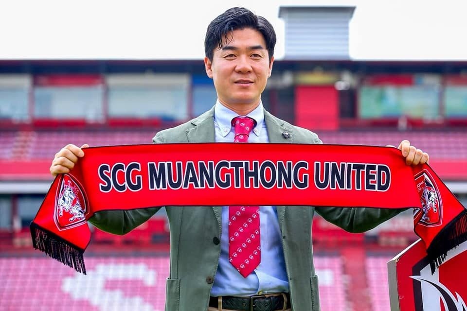 Thầy mới của Văn Lâm đặt mục tiêu cao trong ngày nhậm chức - 1