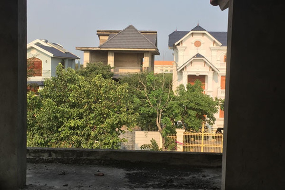 Chuyện khó tin bên trong biệt thự triệu đô bỏ hoang ở Sài Gòn - 12 Chuyện khó tin bên trong biệt thự triệu đô bỏ hoang ở Sài Gòn - 12