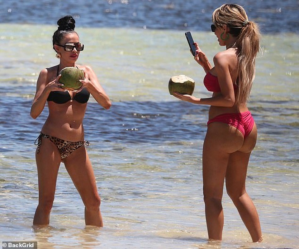 Farrah Abraham lấp ló ngực đầy - 9 Farrah Abraham lấp ló ngực đầy - 9