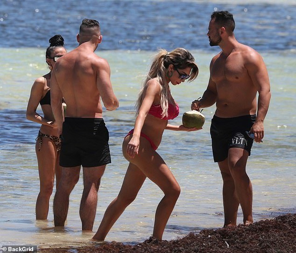 Farrah Abraham lấp ló ngực đầy - 11 Farrah Abraham lấp ló ngực đầy - 11