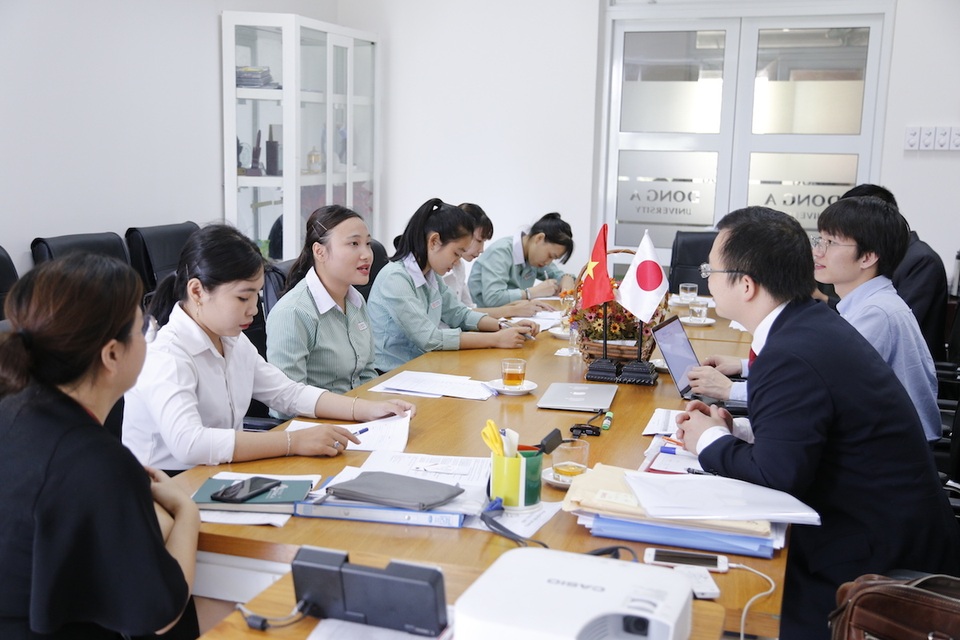 Sinh viên Đại học Đông Á: Phát triển nghề nghiệp với ưu thế kỹ năng hội nhập - 2 Sinh viên Đại học Đông Á: Phát triển nghề nghiệp với ưu thế kỹ năng hội nhập - 2