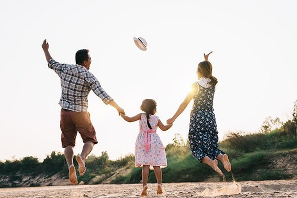 Nguyên tắc ly hôn vẫn phải đi chơi chung kỳ lạ của bà mẹ Sài Gòn - 1