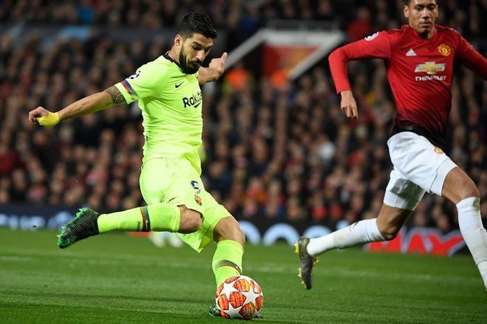 Man Utd 0-1 Barcelona: Luke Shaw phản lưới nhà - 4 Man Utd 0-1 Barcelona: Luke Shaw phản lưới nhà - 4