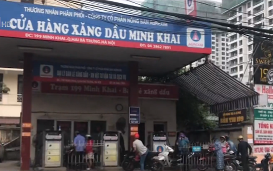 3 nhân viên cây xăng 199 Minh Khai thừa nhận gian lận của khách…170.000 đồng - 2 3 nhân viên cây xăng 199 Minh Khai thừa nhận gian lận của khách…170.000 đồng - 2