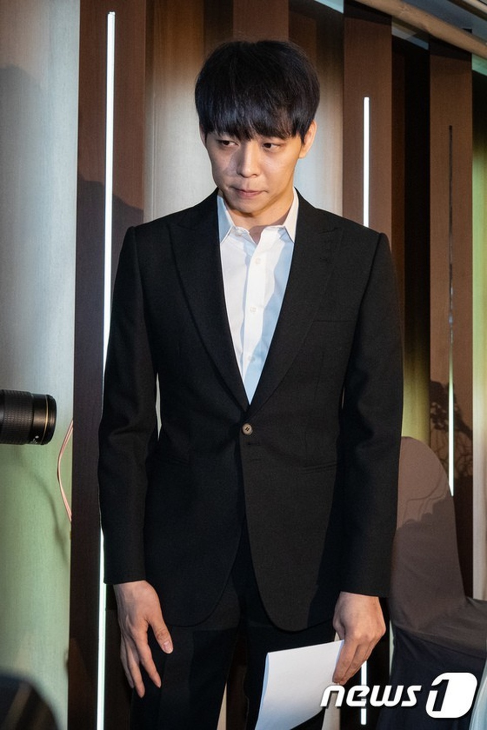 Park Yoochun mở họp báo nói về mối quan hệ với bạn gái cũ vừa bị bắt vì ma túy - 1 Park Yoochun mở họp báo nói về mối quan hệ với bạn gái cũ vừa bị bắt vì ma túy - 1