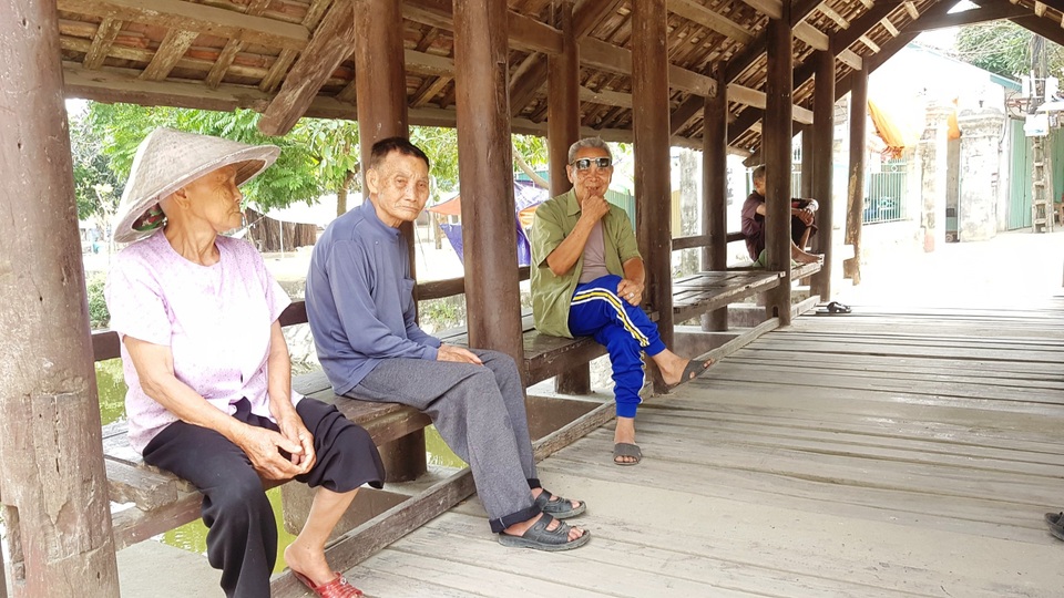 Cầu ngói trăm năm tuổi được xem như “báu vật” ở Ninh Bình - 14