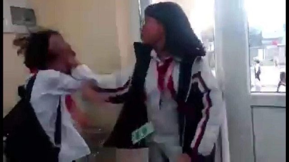 Nguy cơ khi nhiều trẻ xem trọng người giúp việc hơn bố mẹ, ông bà - 2 Nguy cơ khi nhiều trẻ xem trọng người giúp việc hơn bố mẹ, ông bà - 2