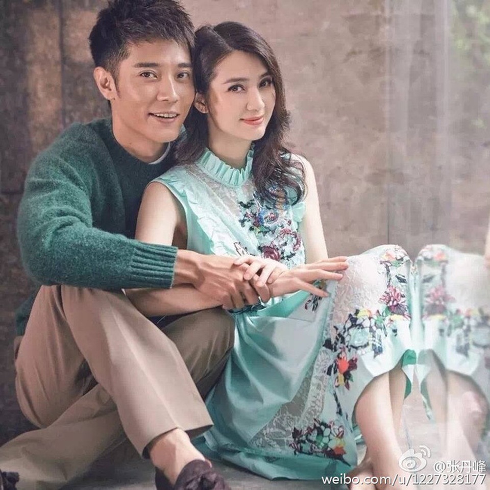 Mỹ nhân U50 - Hồng Hân phờ phạc, suy sụp vì scandal ngoại tình của chồng trẻ - 5 Mỹ nhân U50 - Hồng Hân phờ phạc, suy sụp vì scandal ngoại tình của chồng trẻ - 5