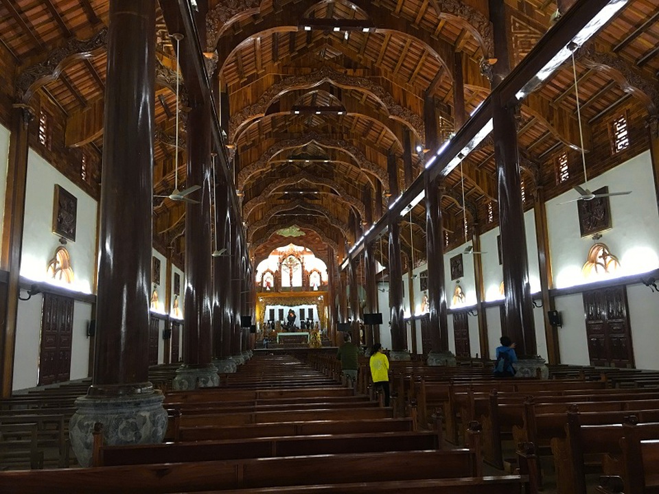 Trải nghiệm du thuyền giữa lòng di sản Phong Nha, tham quan các làng nghề - 5 Trải nghiệm du thuyền giữa lòng di sản Phong Nha, tham quan các làng nghề - 5