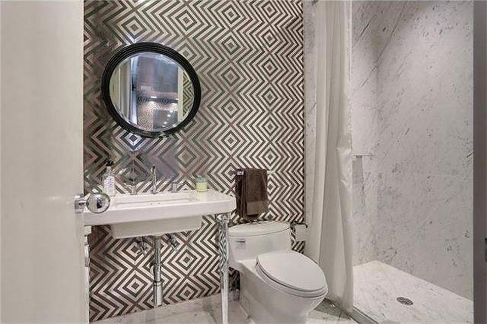 Nhà 37 tỷ đồng đội lốt “ổ chuột” khiến ai cũng choáng - 13 Nhà 37 tỷ đồng đội lốt “ổ chuột” khiến ai cũng choáng - 13