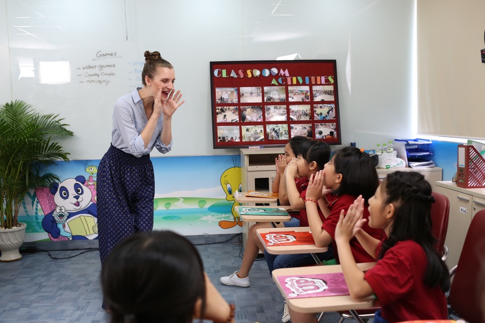 Anh văn Hội Việt Mỹ VUS khai trương cơ sở mới tại Biên Hòa - 3 Anh văn Hội Việt Mỹ VUS khai trương cơ sở mới tại Biên Hòa - 3