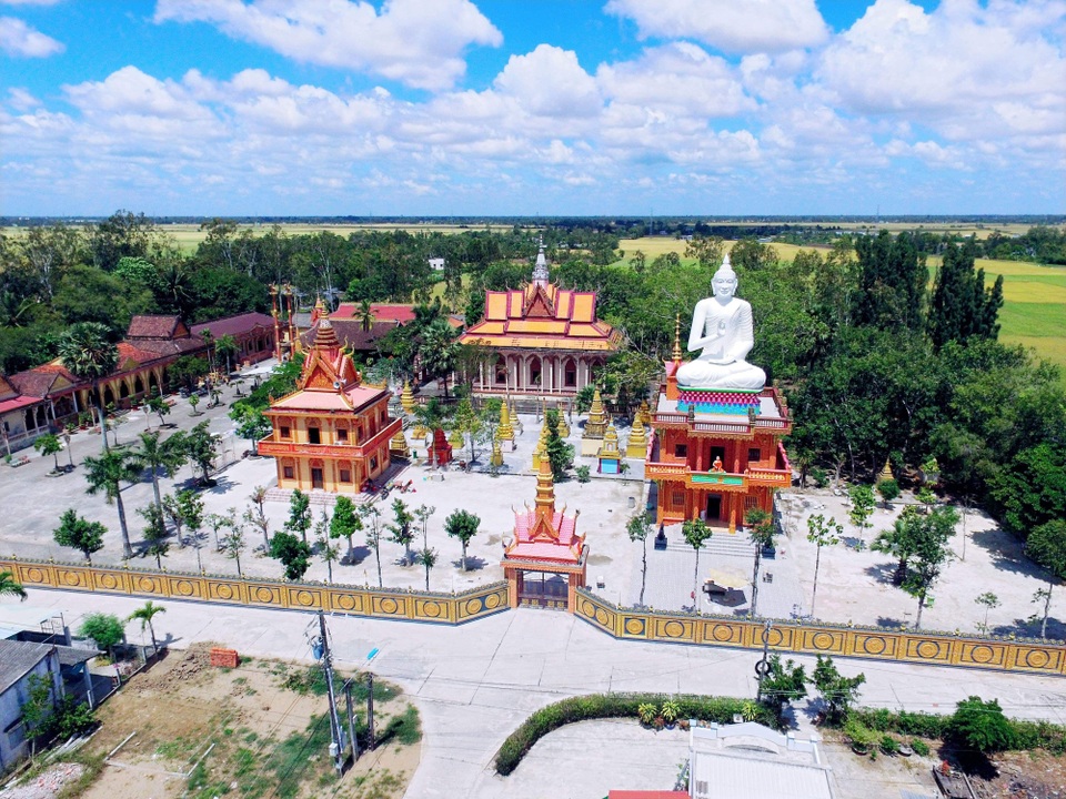 Hội đồng Dân tộc của Quốc hội chúc Tết Chôl-Chnăm-Thmây - 2 Hội đồng Dân tộc của Quốc hội chúc Tết Chôl-Chnăm-Thmây - 2