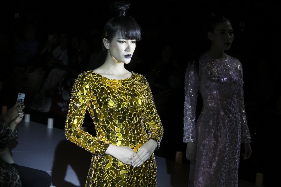 Thuý Diễm hoãn kỷ niệm ngày cưới đi catwalk với Trang Trần, Kim Dung - 8 Thuý Diễm hoãn kỷ niệm ngày cưới đi catwalk với Trang Trần, Kim Dung - 8