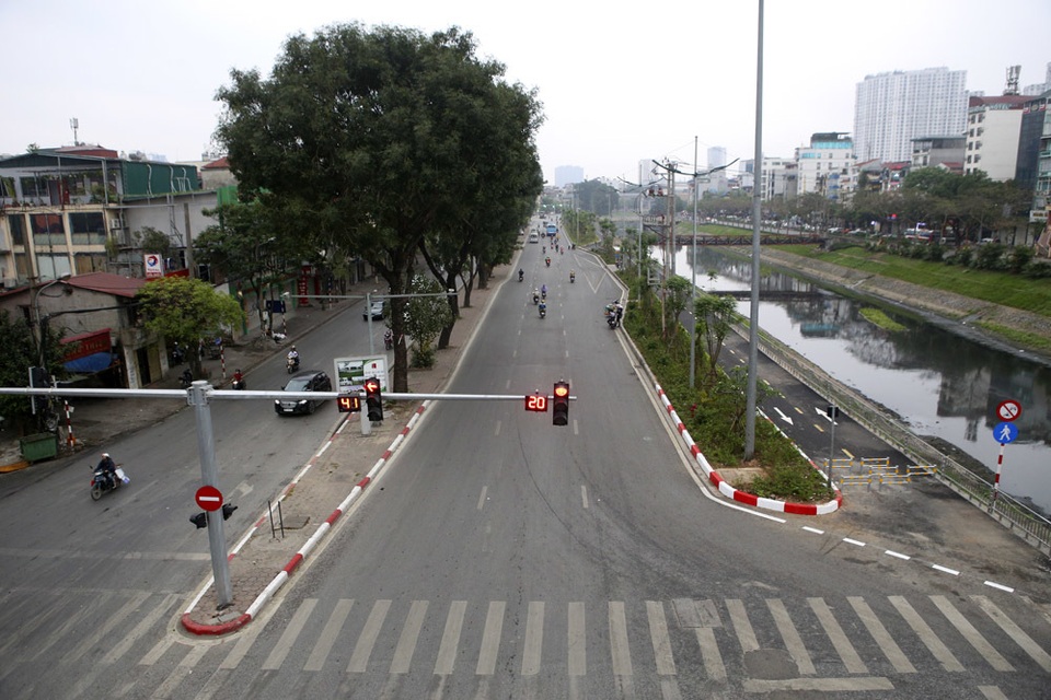 Hà Nội: Nhiều tuyến phố trung tâm vắng hoe, yên ả trong ngày đầu tiên nghỉ lễ - 6 Hà Nội: Nhiều tuyến phố trung tâm vắng hoe, yên ả trong ngày đầu tiên nghỉ lễ - 6