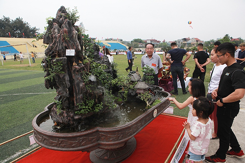 Chiêm ngưỡng Việt Bắc thu nhỏ được hét giá 500 triệu đồng - 1 Chiêm ngưỡng Việt Bắc thu nhỏ được hét giá 500 triệu đồng - 1
