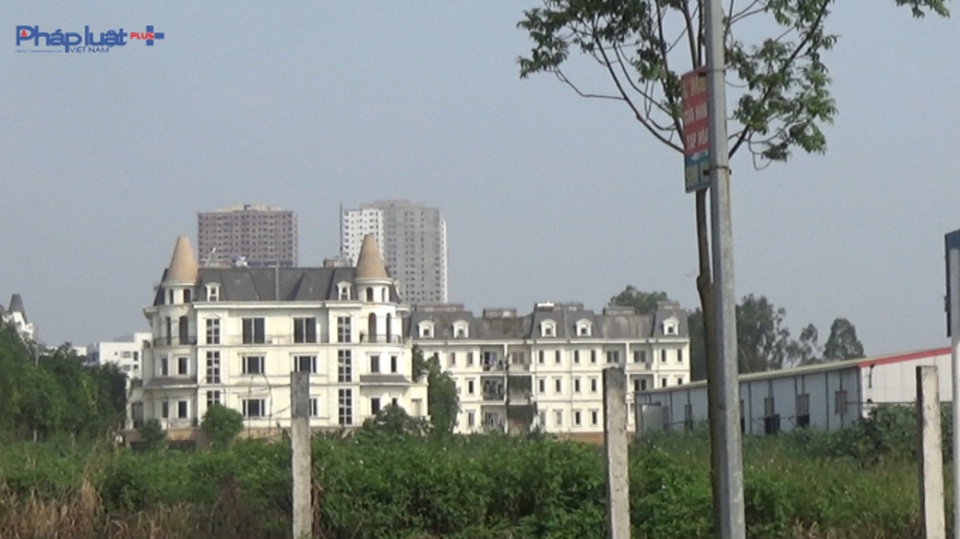Cơn sốt đất vùng ven Hà Nội, kẻ nào thao túng giá? - 3 Cơn sốt đất vùng ven Hà Nội, kẻ nào thao túng giá? - 3