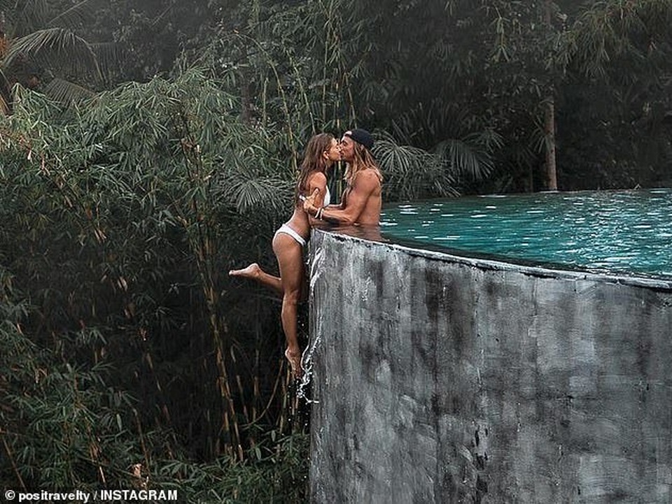 Khoe nụ hôn lãng mạn, cặp đôi hứng chịu nhiều gạch đá không thương tiếc - 1 Khoe nụ hôn lãng mạn, cặp đôi hứng chịu nhiều gạch đá không thương tiếc - 1