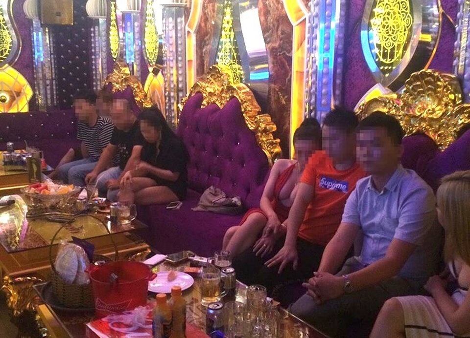 Phúc XO khai tạo điều kiện tối đa cho dân chơi phê ma tuý Phúc XO khai tạo điều kiện tối đa cho dân chơi phê ma tuý