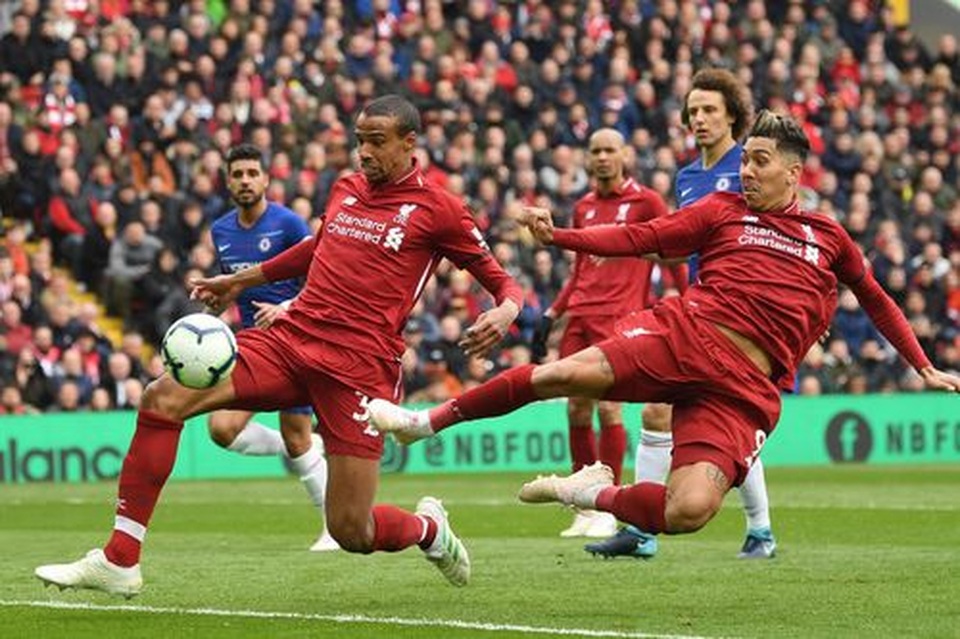 Liverpool 2-0 Chelsea: Hai phút, hai bàn thắng và ngôi đầu bảng - 10 Liverpool 2-0 Chelsea: Hai phút, hai bàn thắng và ngôi đầu bảng - 10