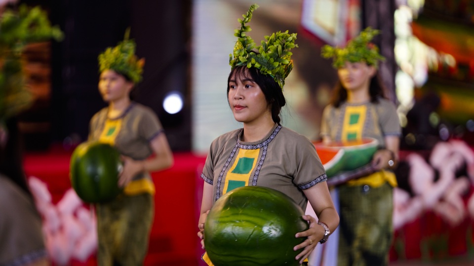 Long trọng lễ rước kiệu Vua Hùng ngày giỗ Tổ - 12