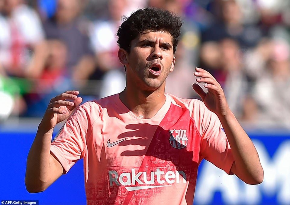 Hòa đội cuối bảng, Barcelona chỉ còn hơn Atletico 9 điểm - 7 Hòa đội cuối bảng, Barcelona chỉ còn hơn Atletico 9 điểm - 7