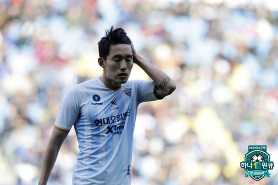 Incheon 0-3 Ulsan: Công Phượng không thể gồng gánh Incheon - 4 Incheon 0-3 Ulsan: Công Phượng không thể gồng gánh Incheon - 4