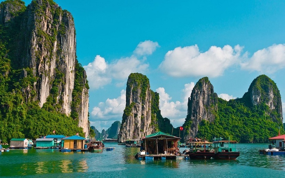 Tuần Châu Marina Hạ Long – Viên ngọc quý giữa kỳ quan Thế giới - 1 Tuần Châu Marina Hạ Long – Viên ngọc quý giữa kỳ quan Thế giới - 1