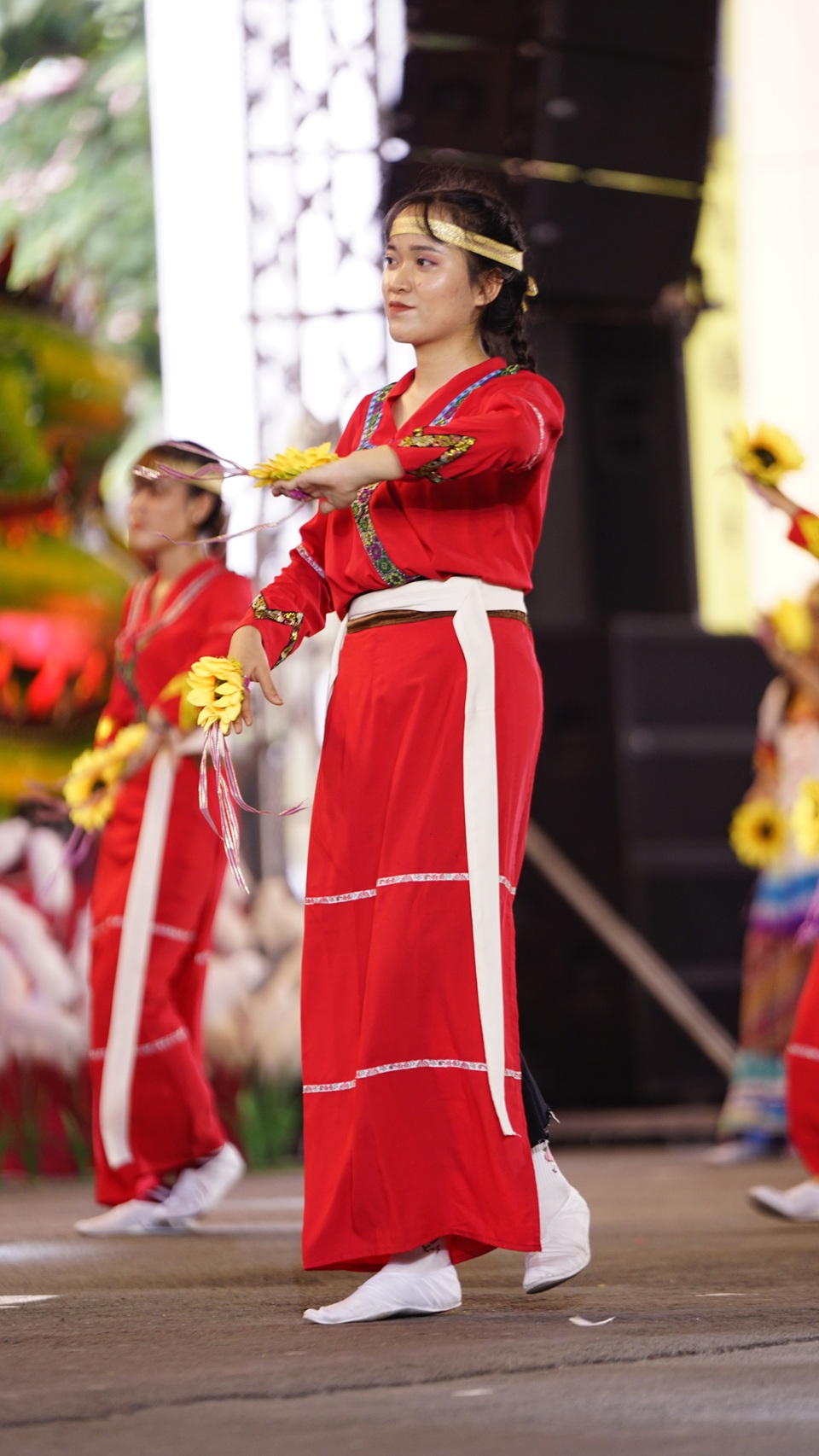 Nam thanh nữ tú các dân tộc hướng về giỗ Tổ Hùng Vương - 9 Nam thanh nữ tú các dân tộc hướng về giỗ Tổ Hùng Vương - 9