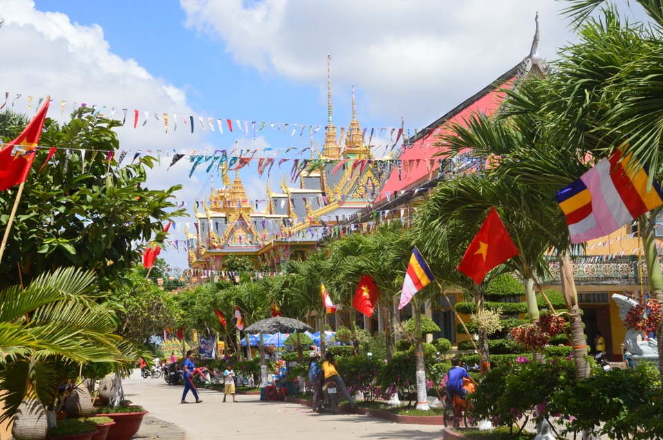 Đồng bào dân tộc Khmer đón Tết cổ truyền Chôl-Chnăm-Thmây - 1 Đồng bào dân tộc Khmer đón Tết cổ truyền Chôl-Chnăm-Thmây - 1