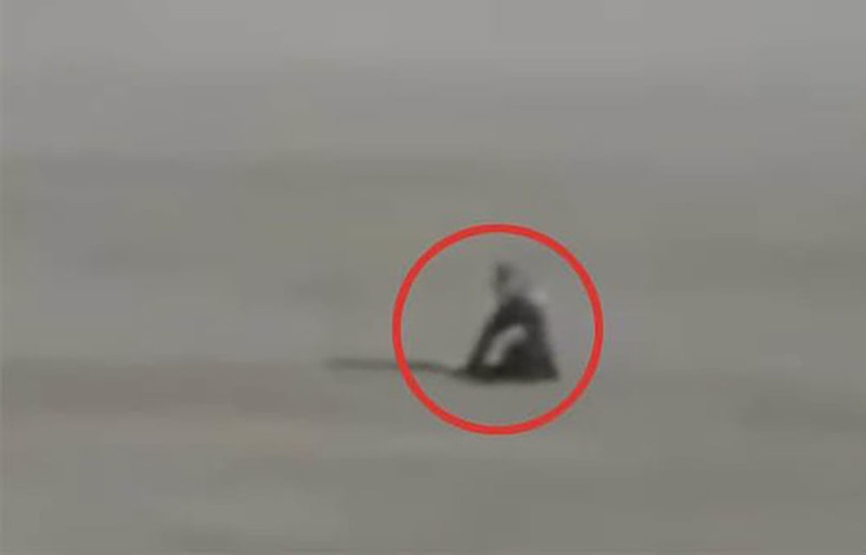 Người ngoài hành tinh xuất hiện ở sa mạc New Mexico? - 1 Người ngoài hành tinh xuất hiện ở sa mạc New Mexico? - 1