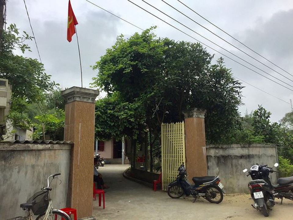 Học sinh lớp 9 mồ côi nghi bị cậu ruột đánh đã tử vong - 1 Học sinh lớp 9 mồ côi nghi bị cậu ruột đánh đã tử vong - 1