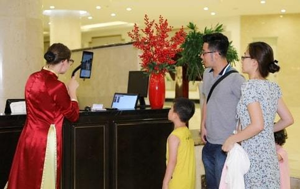 VinPearl tiên phong ứng dụng công nghệ nhận diện gương mặt trong dịch vụ du lịch khách sạn tại Việt Nam - 3 VinPearl tiên phong ứng dụng công nghệ nhận diện gương mặt trong dịch vụ du lịch khách sạn tại Việt Nam - 3