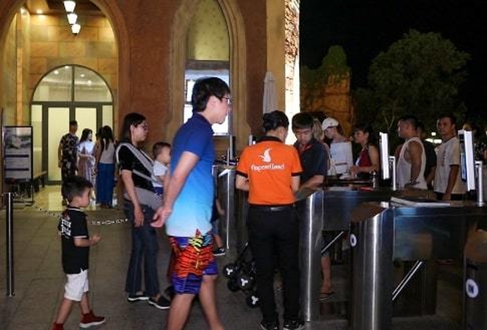 VinPearl tiên phong ứng dụng công nghệ nhận diện gương mặt trong dịch vụ du lịch khách sạn tại Việt Nam - 4 VinPearl tiên phong ứng dụng công nghệ nhận diện gương mặt trong dịch vụ du lịch khách sạn tại Việt Nam - 4