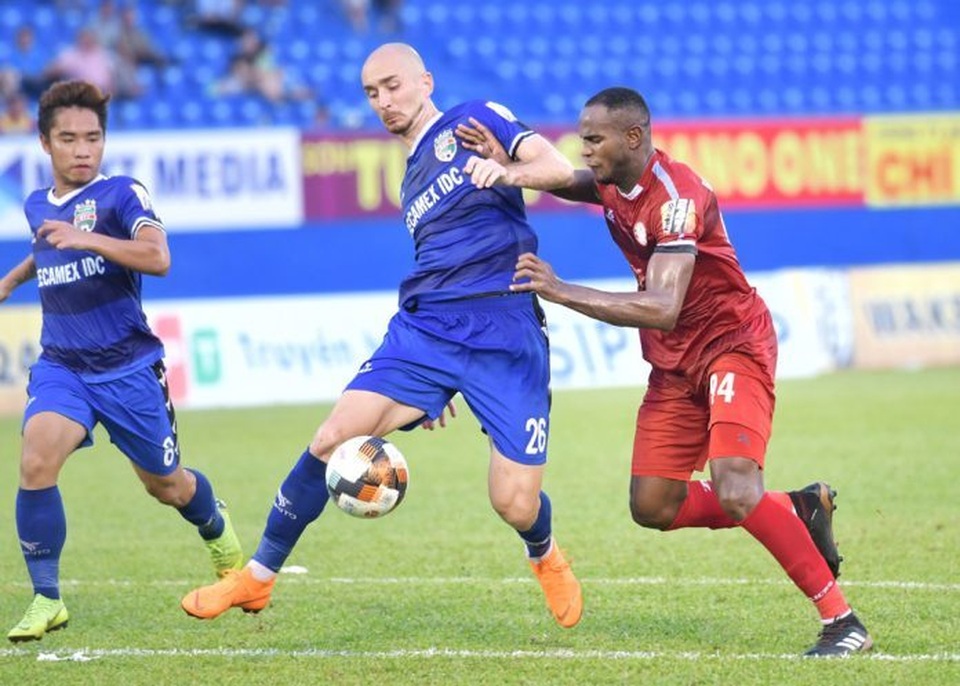 B.Bình Dương để ngỏ khả năng tiền đạo Tiến Linh trở lại ở AFC Cup - 1 B.Bình Dương để ngỏ khả năng tiền đạo Tiến Linh trở lại ở AFC Cup - 1