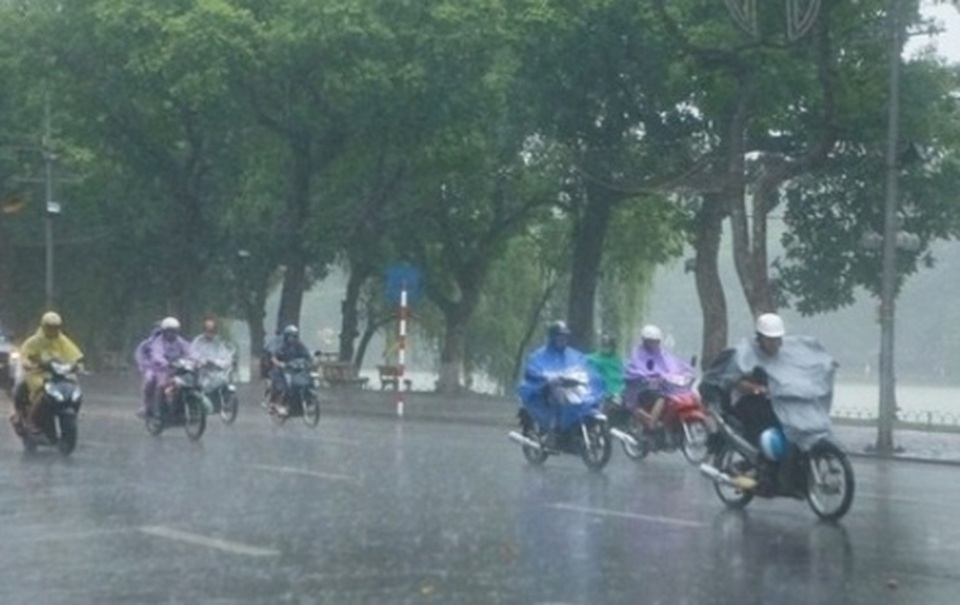 Sau ngày Giỗ Tổ, Hà Nội sáng mưa to, chiều hửng nắng - 1 Sau ngày Giỗ Tổ, Hà Nội sáng mưa to, chiều hửng nắng - 1