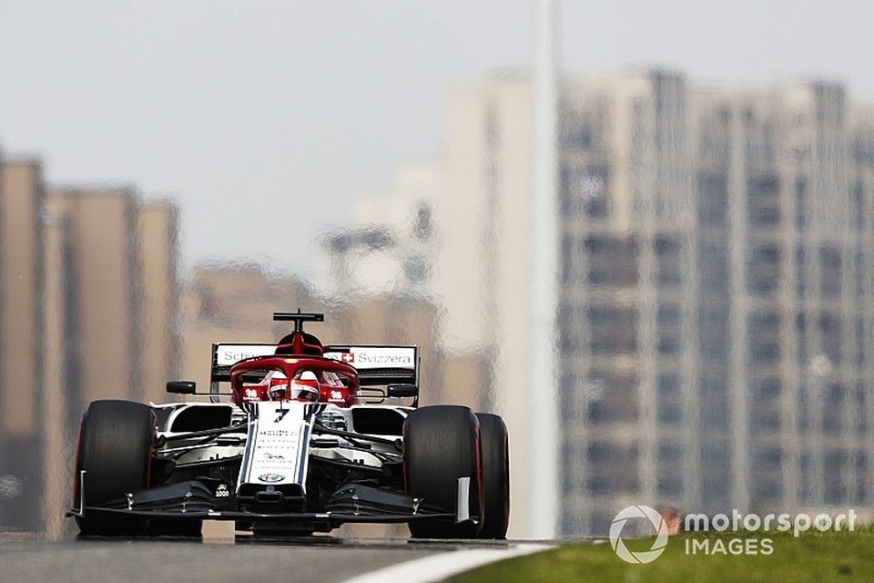 Hamilton thắng thuyết phục tại chặng đua F1 thứ 1000 - 1 Hamilton thắng thuyết phục tại chặng đua F1 thứ 1000 - 1